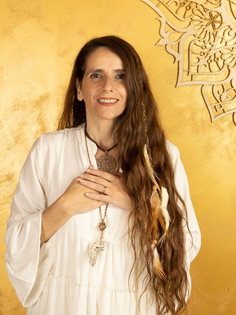ו׳איט על רקע זהב, יד על הלב